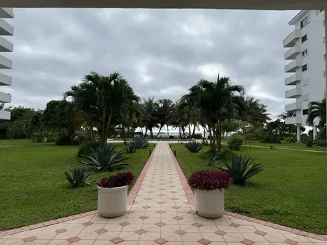 Silver Point Conodminiums Grand Bahama Freeport BS