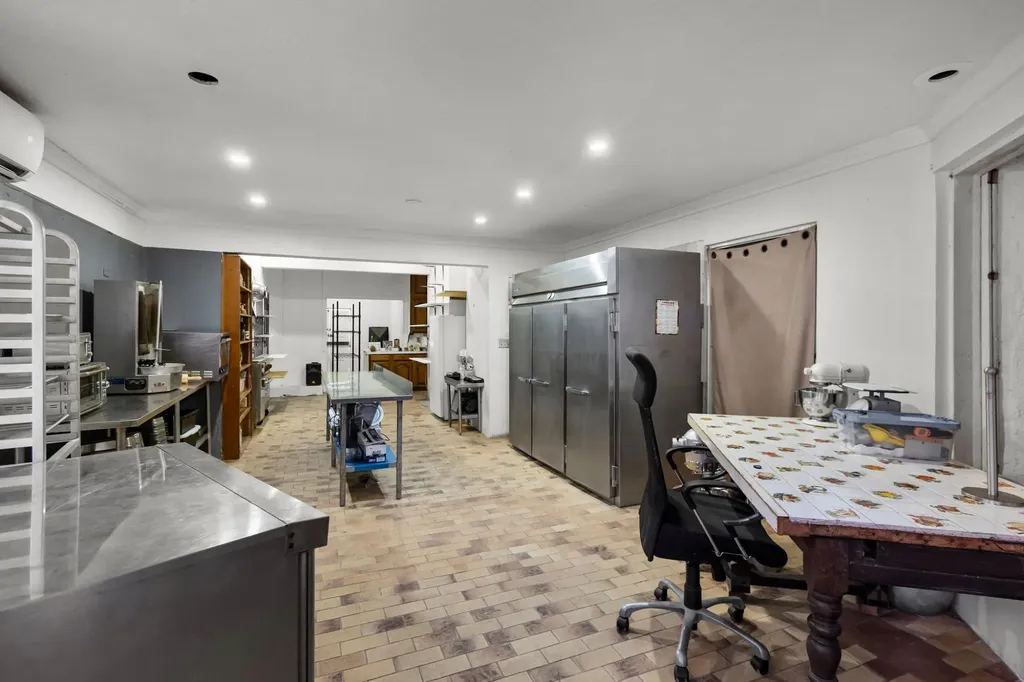 West Bay Street New Providence Paradise Island BS