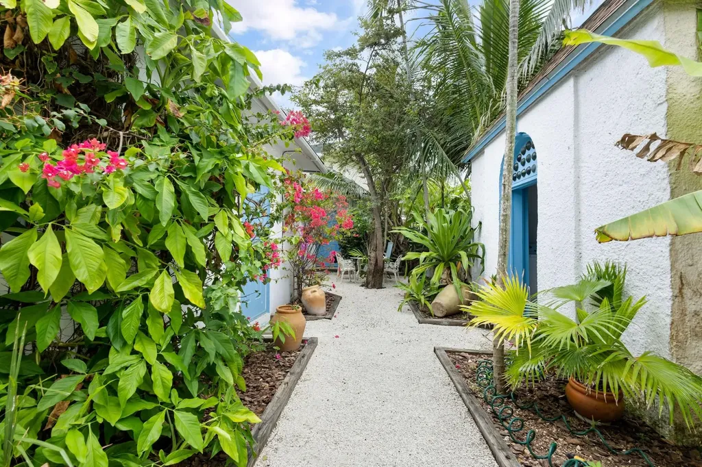 West Bay Street New Providence Paradise Island BS