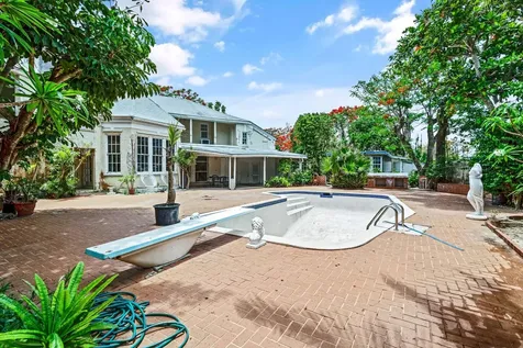 West Bay Street New Providence Paradise Island BS