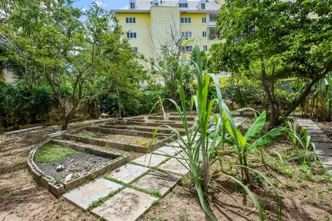 West Bay Street New Providence Paradise Island BS