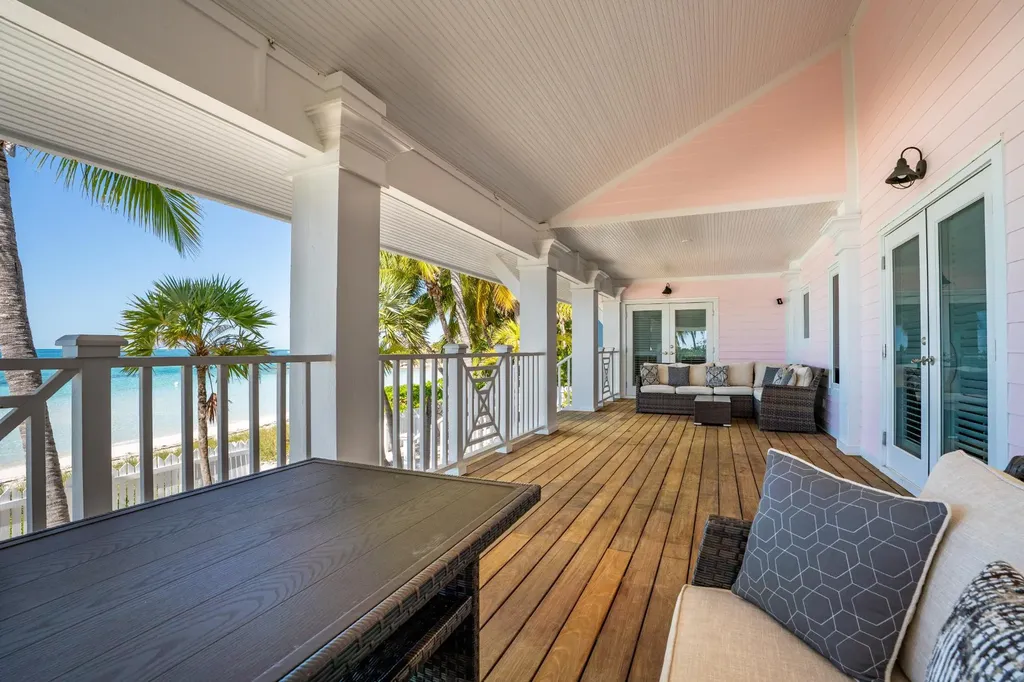 Chub Cay Resort & Marina Berry Islands BS