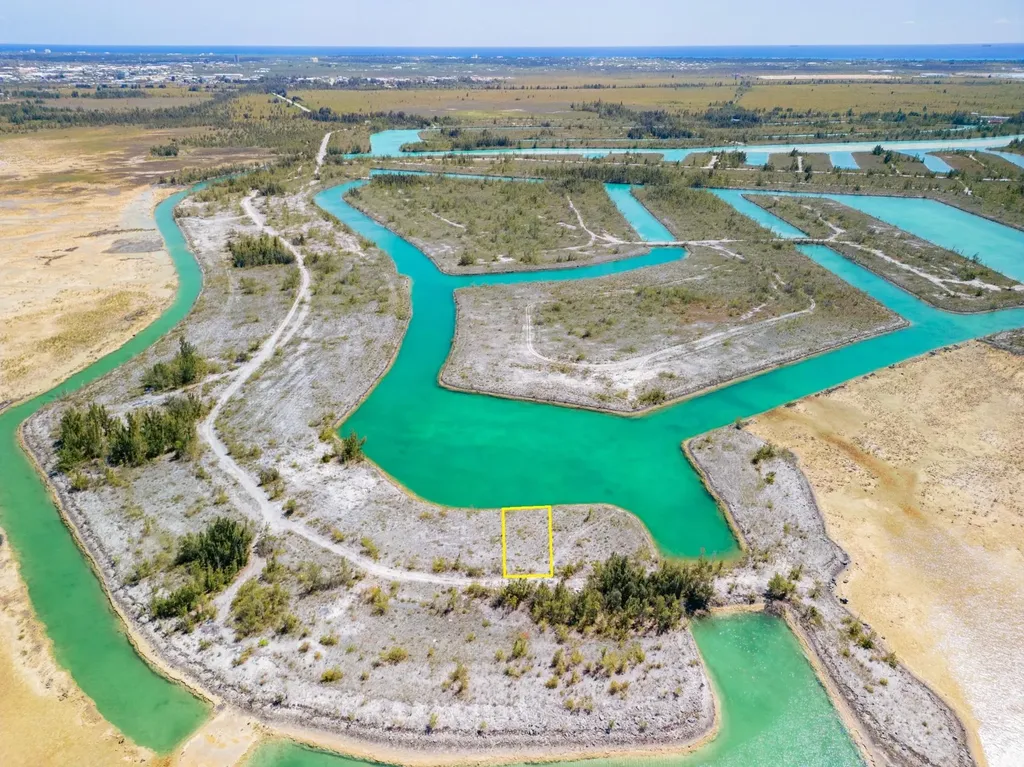 Lancashire Road 24 Grand Bahama Freeport BS