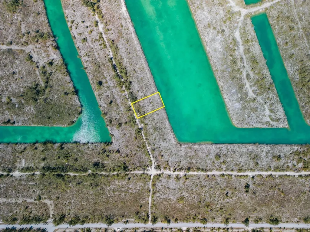 Suffolk Street 28 Grand Bahama Freeport BS