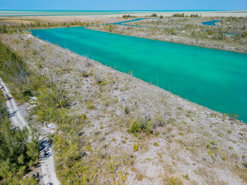 Suffolk Street 28 Grand Bahama Freeport BS