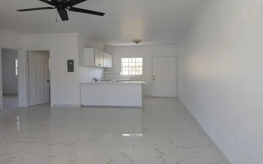 # 4 Maes Court Four Plex New Providence Paradise Island BS