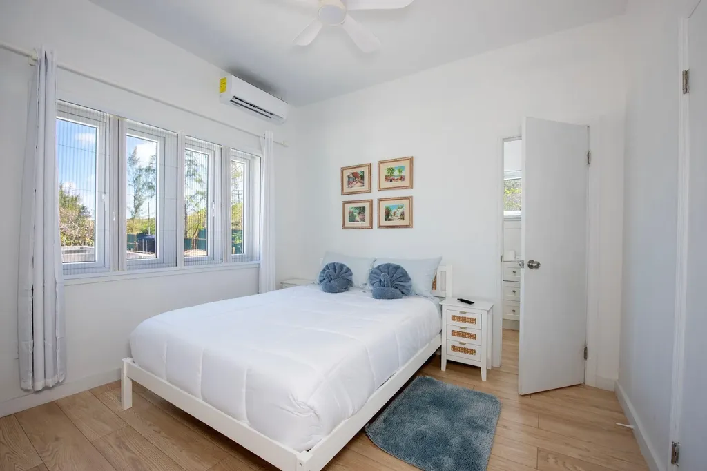 Mamaseataville Eleuthera BS