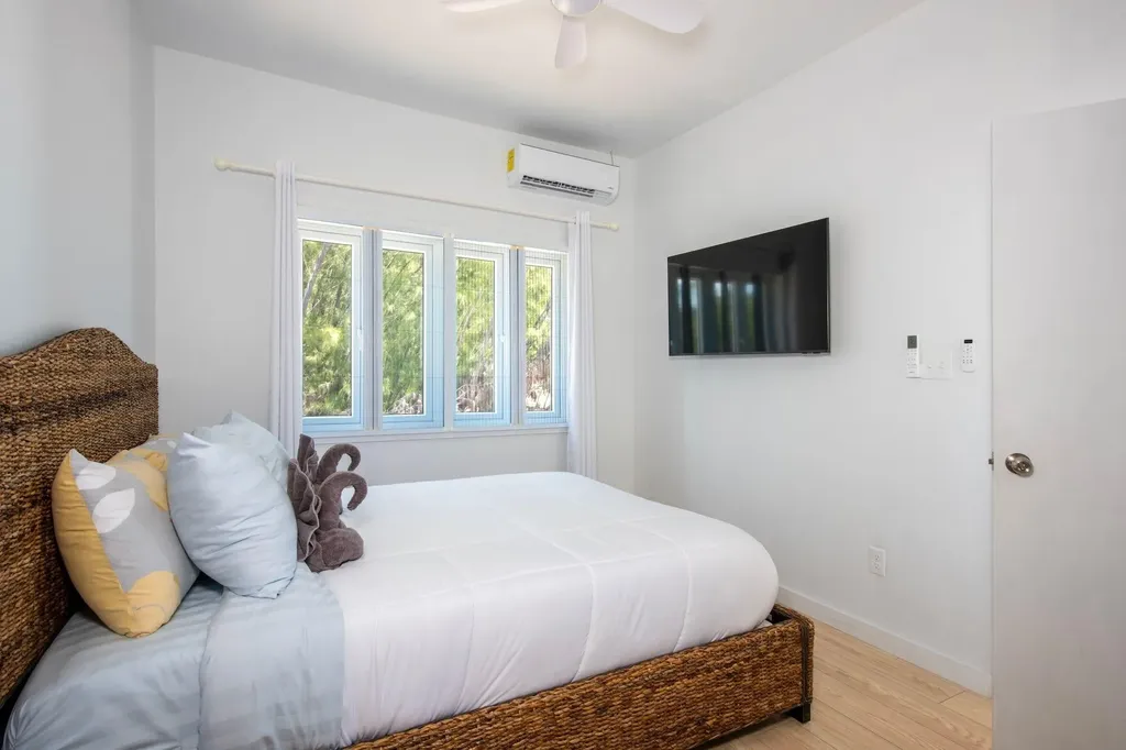 Mamaseataville Eleuthera BS