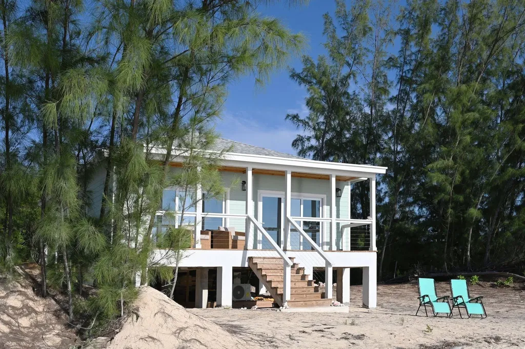 Mamaseataville Eleuthera BS