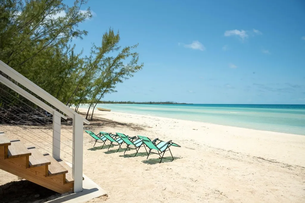 Mamaseataville Eleuthera BS