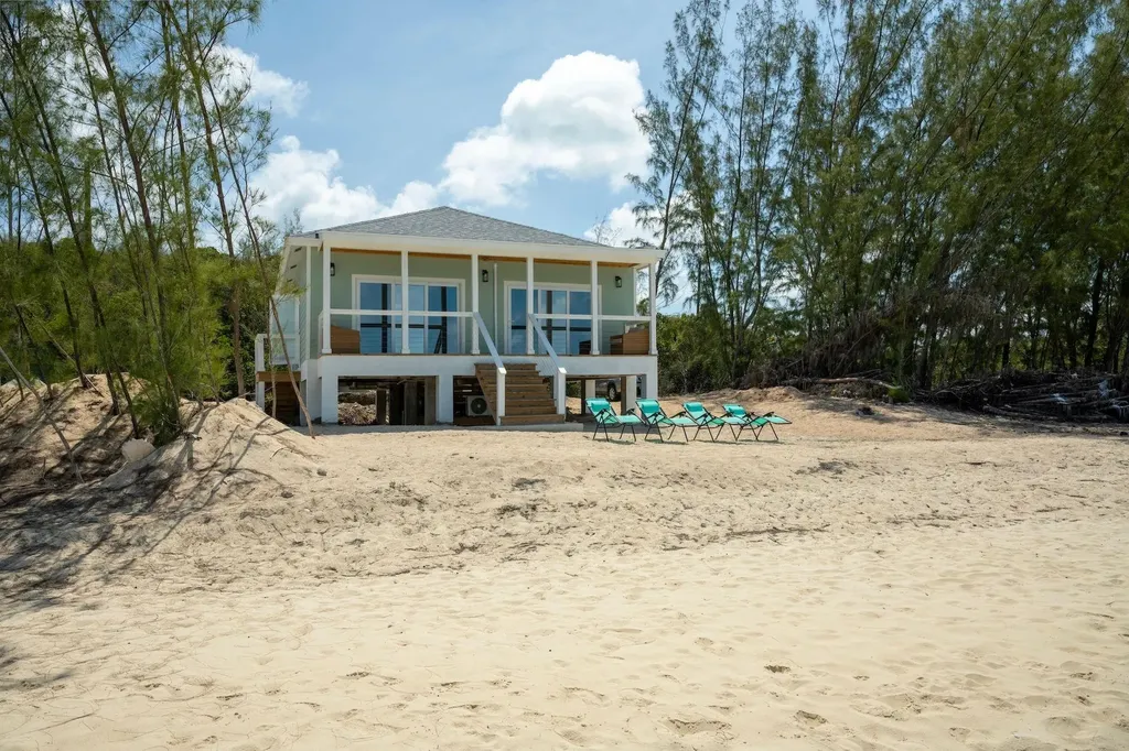 Mamaseataville Eleuthera BS