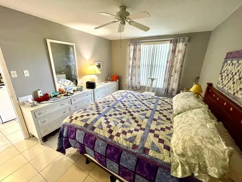 Jansel Court Grand Bahama Freeport BS