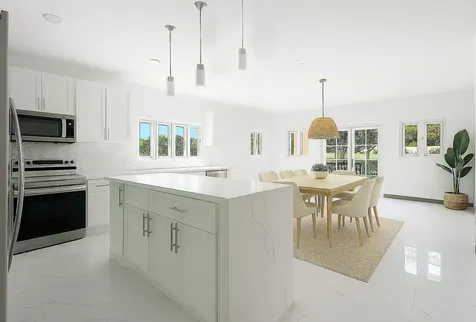 Lyford Hills Sub New Providence Paradise Island BS