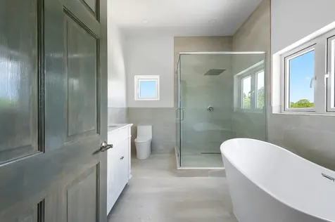 Lyford Hills Sub New Providence Paradise Island BS