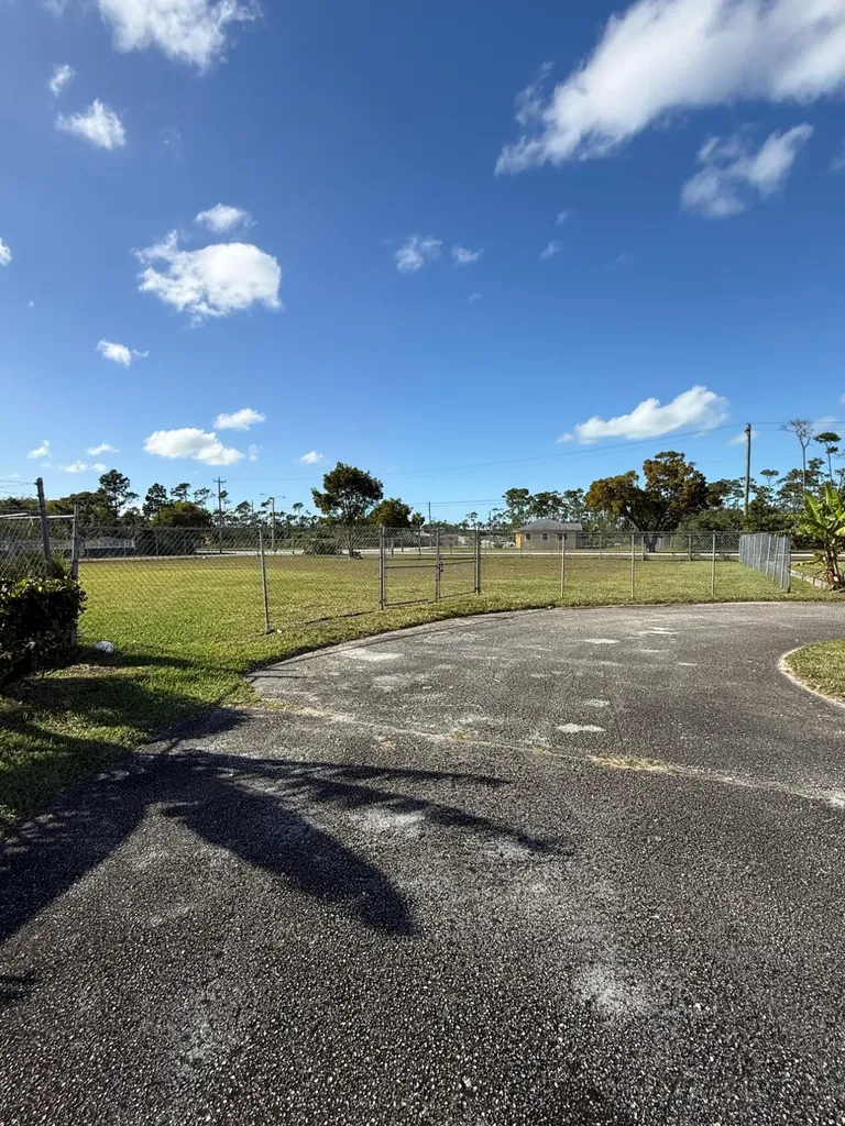 Greening Glade, Freeport, Grand Bahama Freeport BS