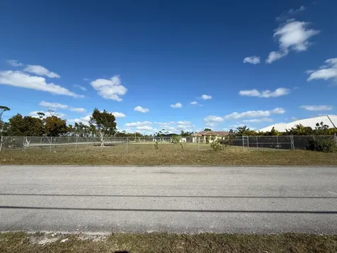 Greening Glade, Freeport, Grand Bahama Freeport BS