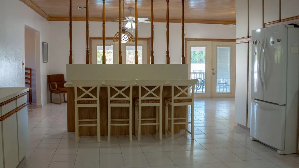 Ocean Heights Russell Isl Eleuthera BS