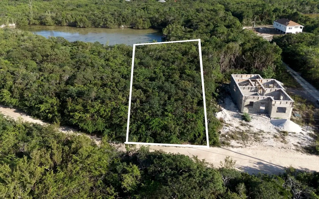 Lot 11680, Lobster Cay Road Exuma BS