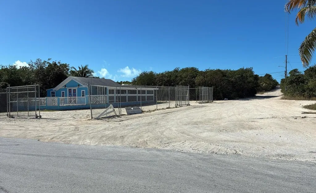 Lot 11680, Lobster Cay Road Exuma BS
