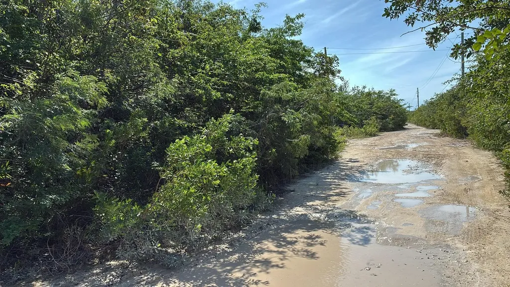 Lot 11680, Lobster Cay Road Exuma BS