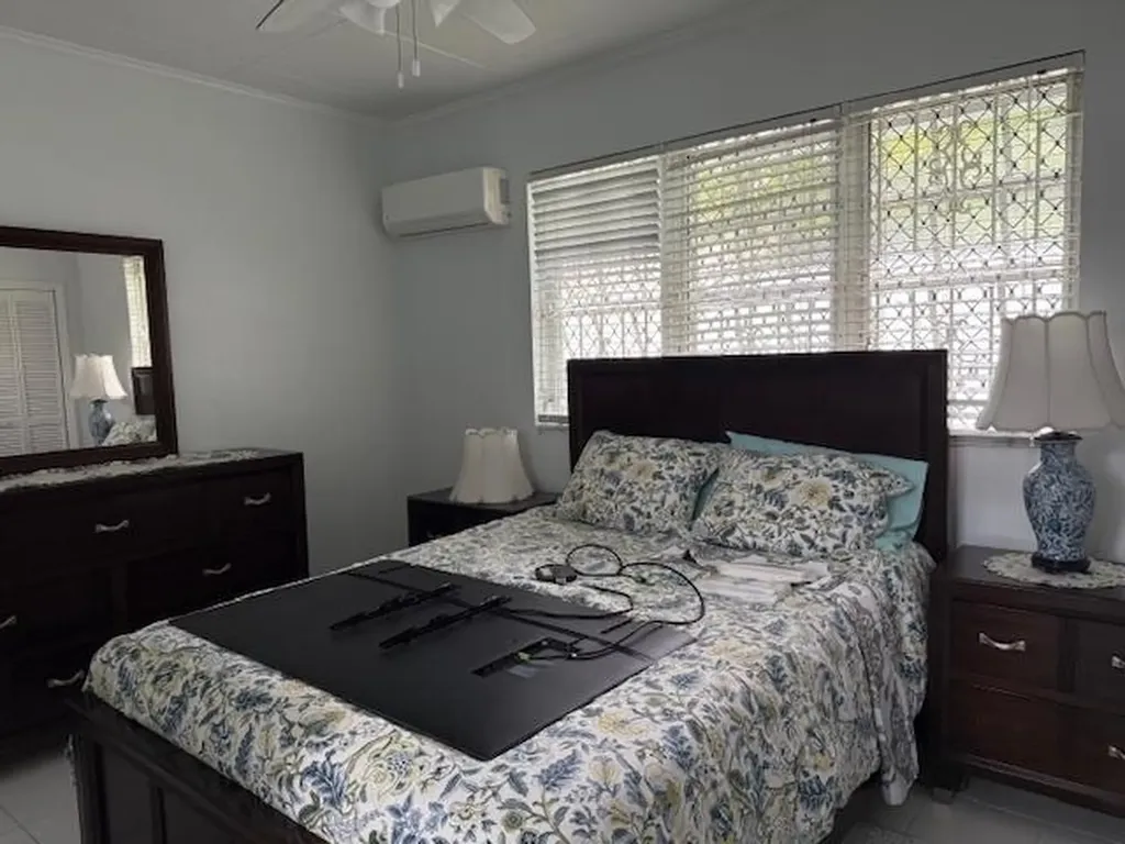 Johnson Road New Providence Paradise Island BS