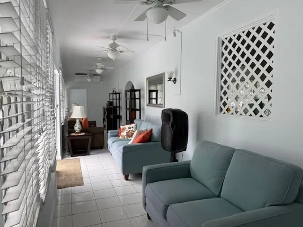 Johnson Road New Providence Paradise Island BS