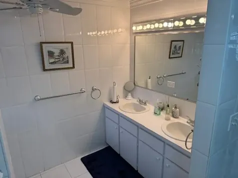 Johnson Road New Providence Paradise Island BS