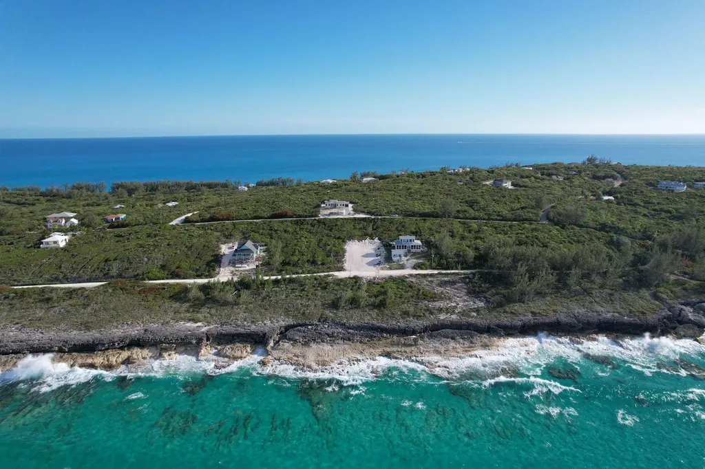 5 Ocean Drive Rainbow Bay Eleuthera BS
