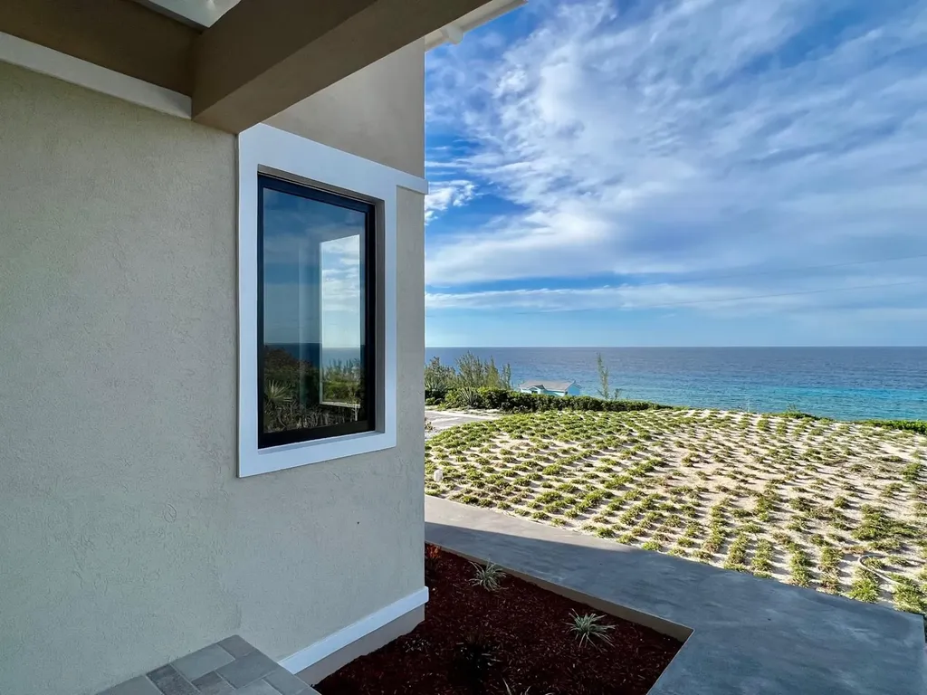 5 Ocean Drive Rainbow Bay Eleuthera BS