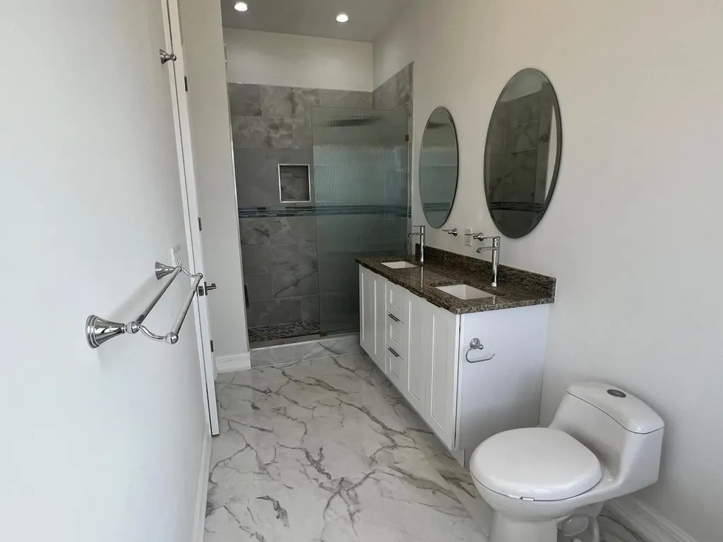 5 Ocean Drive Rainbow Bay Eleuthera BS