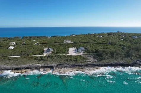 5 Ocean Drive Rainbow Bay Eleuthera BS