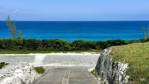 5 Ocean Drive Rainbow Bay Eleuthera BS