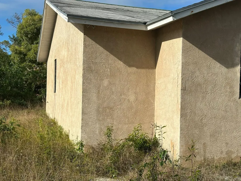 Spinney St, Yeoman's Wood Grand Bahama Freeport BS