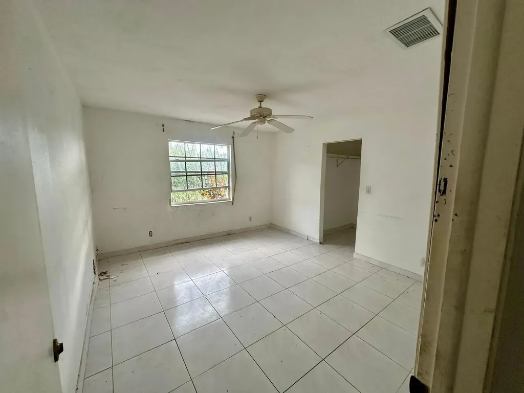 Spinney St, Yeoman's Wood Grand Bahama Freeport BS
