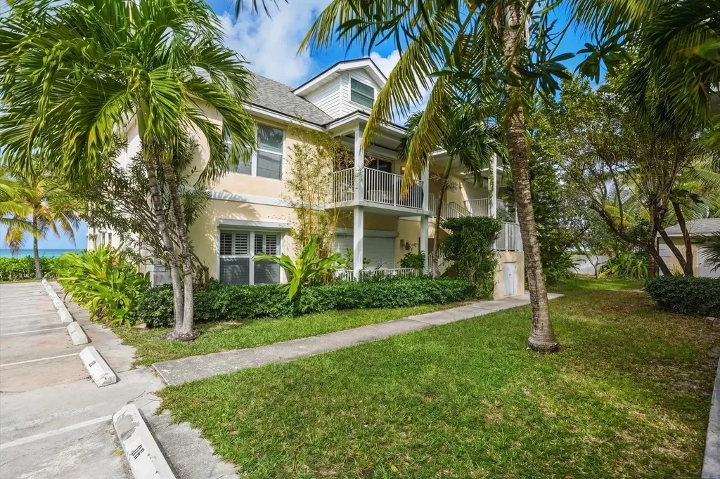 Palms Of Love Beach New Providence Paradise Island BS