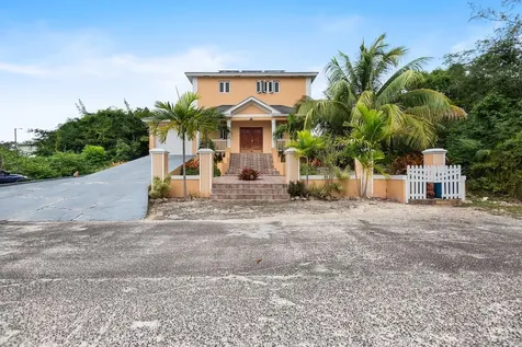 Coral Reef Circle New Providence Paradise Island BS