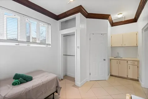 Coral Reef Circle New Providence Paradise Island BS