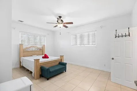 Coral Reef Circle New Providence Paradise Island BS