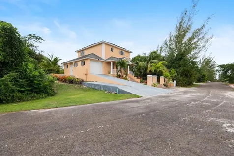 Coral Reef Circle New Providence Paradise Island BS