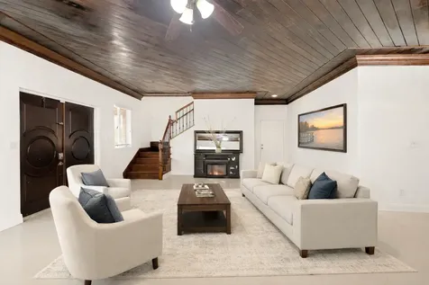 Coral Reef Circle New Providence Paradise Island BS