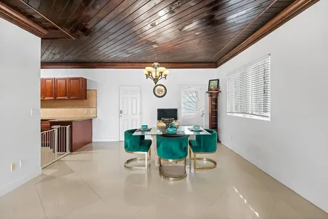 Coral Reef Circle New Providence Paradise Island BS