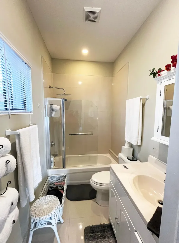 Venetian West New Providence Paradise Island BS