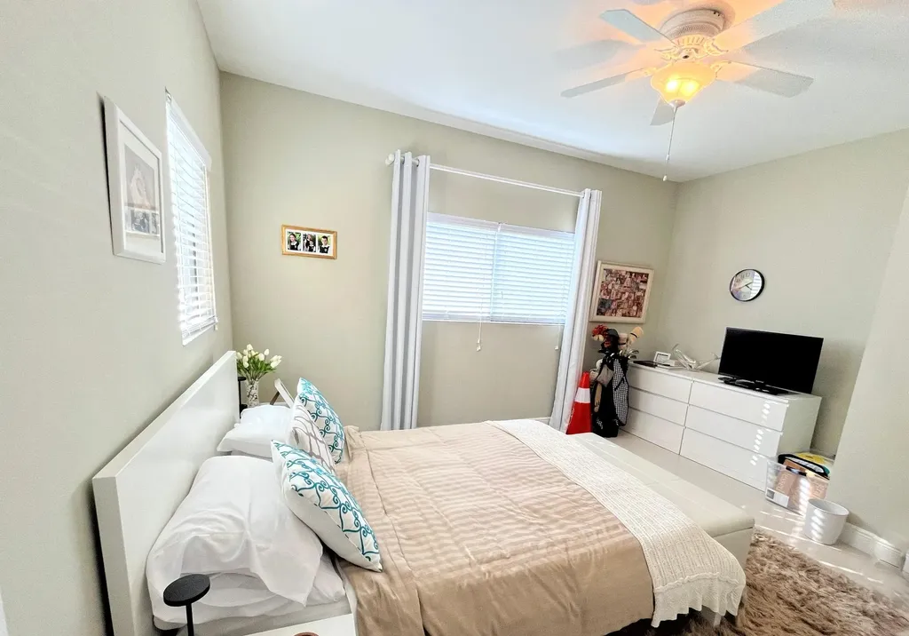 Venetian West New Providence Paradise Island BS