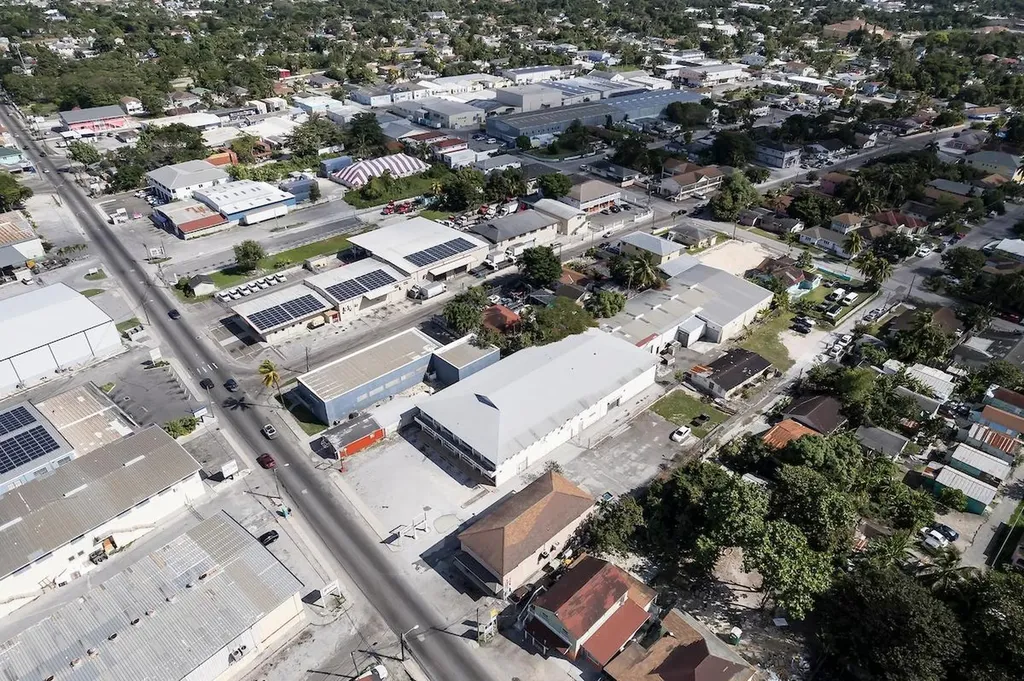 Mackey Street Commercial New Providence Paradise Island BS