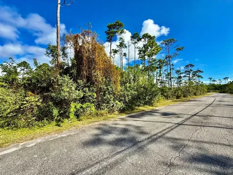 North Bahamia Lot 4 Grand Bahama Freeport BS