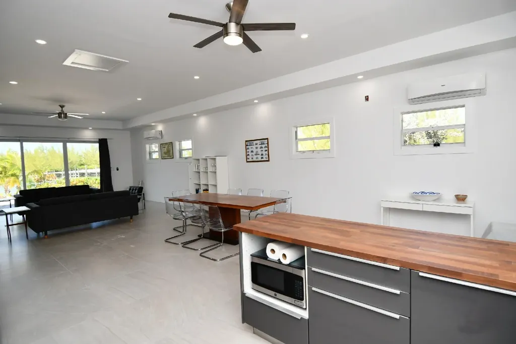 Galleon West - Canal Home Abaco BS