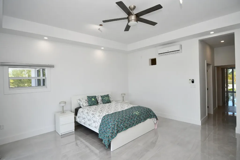 Galleon West - Canal Home Abaco BS