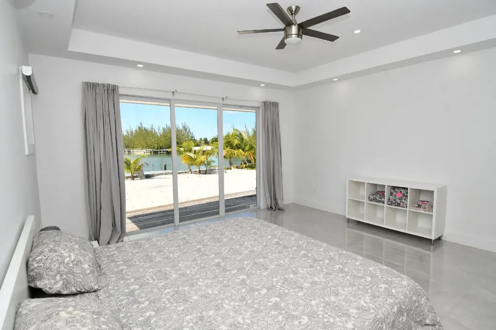 Galleon West - Canal Home Abaco BS