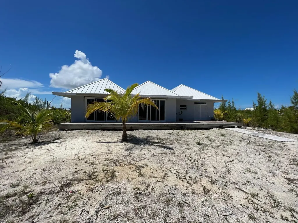 Galleon West - Canal Home Abaco BS