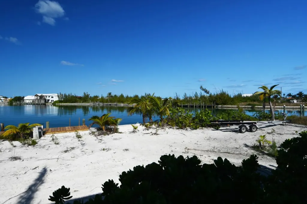 Galleon West - Canal Home Abaco BS